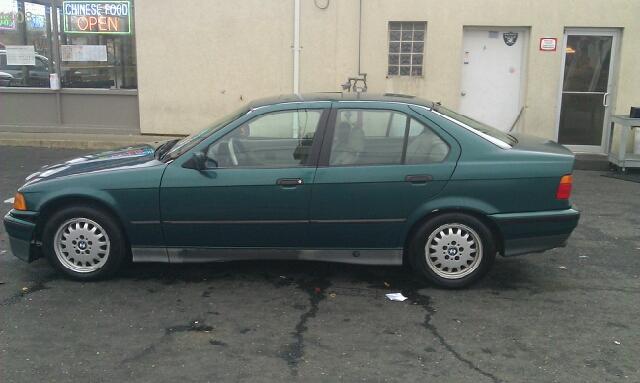 BMW 3 series 1993 photo 1