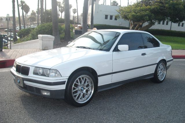 BMW 3 series 1994 photo 4