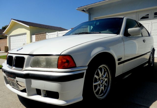 BMW 3 series 1995 photo 1