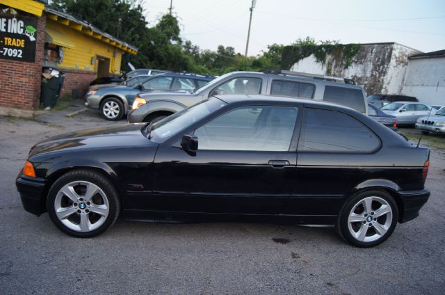 BMW 3 series 1995 photo 1