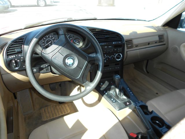 BMW 3 series 1995 photo 1