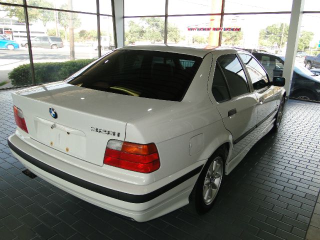 BMW 3 series 1997 photo 2