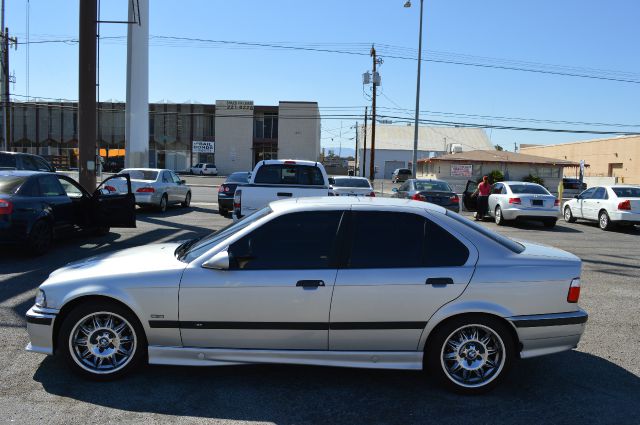 BMW 3 series 1998 photo 4