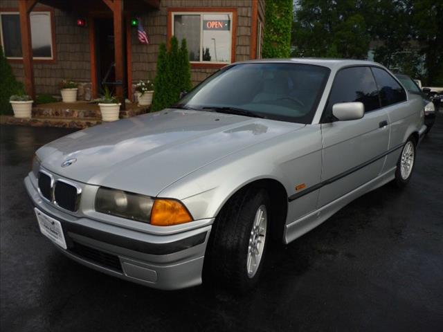 BMW 3 series 1998 photo 2