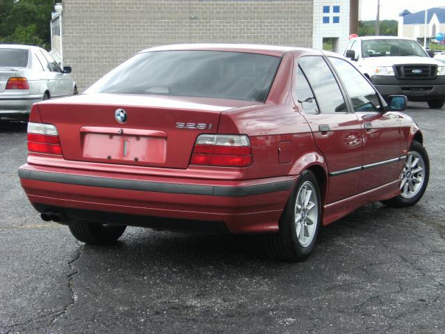 BMW 3 series 1998 photo 3