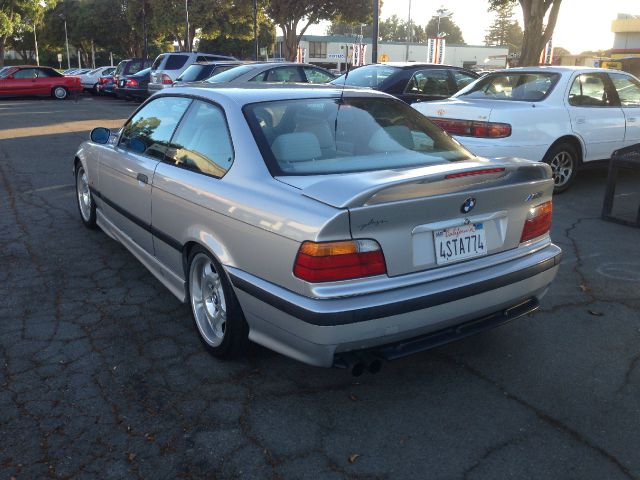 BMW 3 series 1999 photo 1