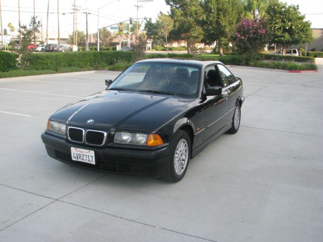 BMW 3 series 1999 photo 1