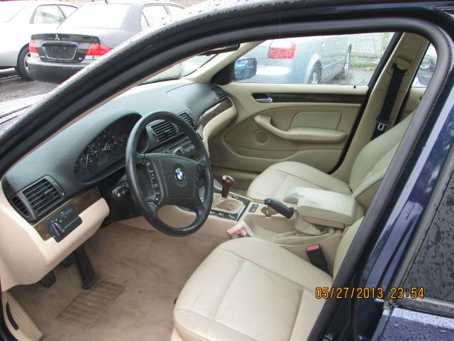 BMW 3 series 2.7L V6 Sedan