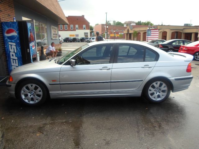 BMW 3 series 2000 photo 3