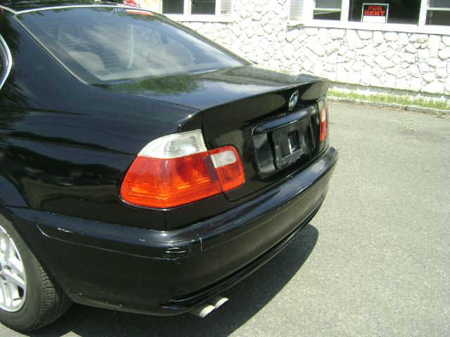 BMW 3 series 2.7L V6 Sedan