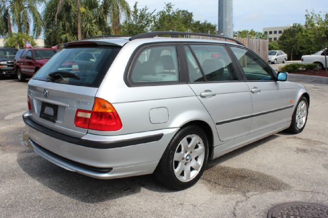 BMW 3 series 2.7L V6 Wagon