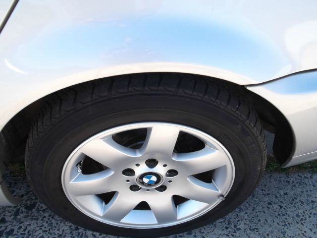 BMW 3 series 2000 photo 2