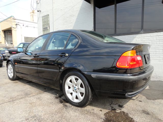 BMW 3 series 2000 photo 2