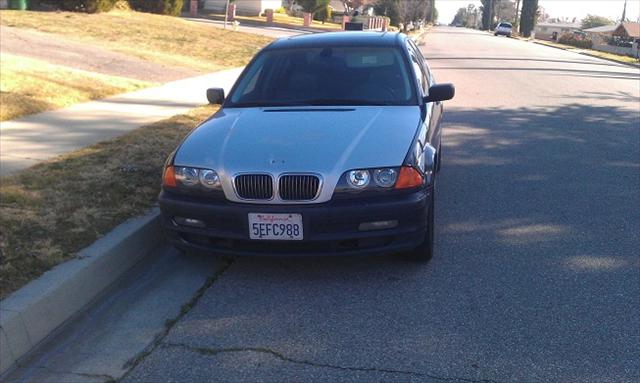 BMW 3 series 2000 photo 1