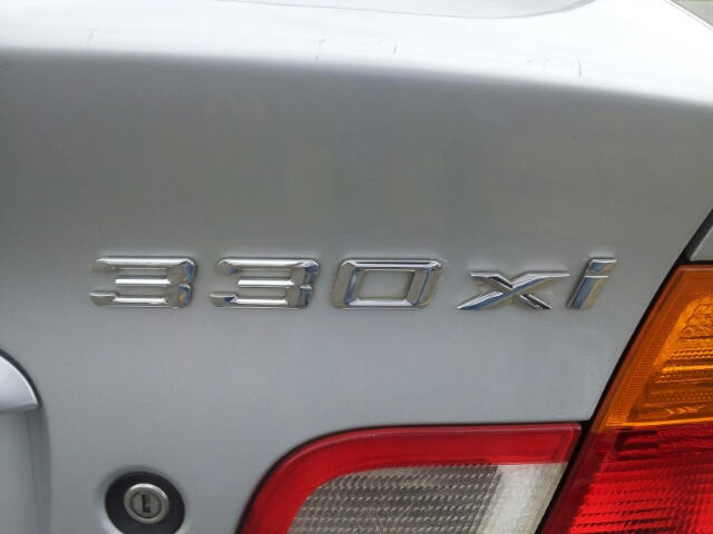 BMW 3 series SE Soft Top 4WD Sedan