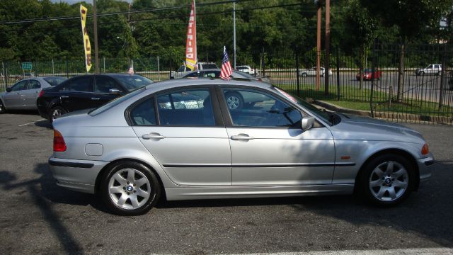 BMW 3 series 2001 photo 1