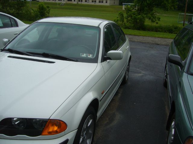BMW 3 series 2001 photo 0