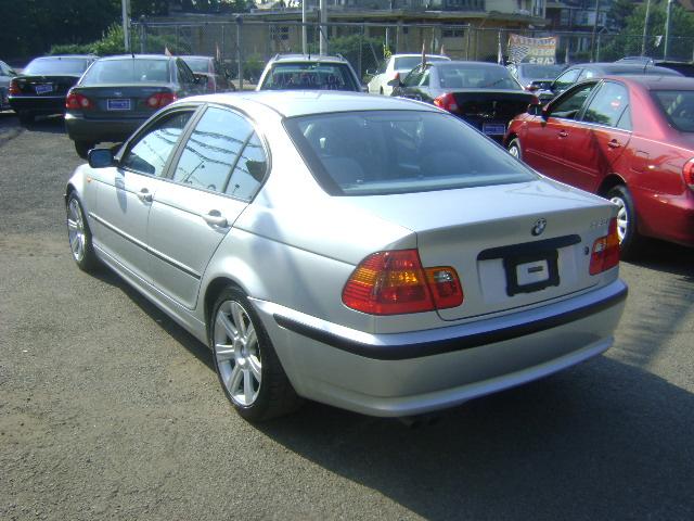 BMW 3 series 2002 photo 2