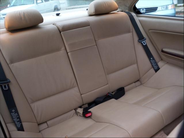 BMW 3 series 2002 photo 3