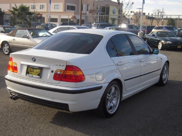 BMW 3 series 2002 photo 2