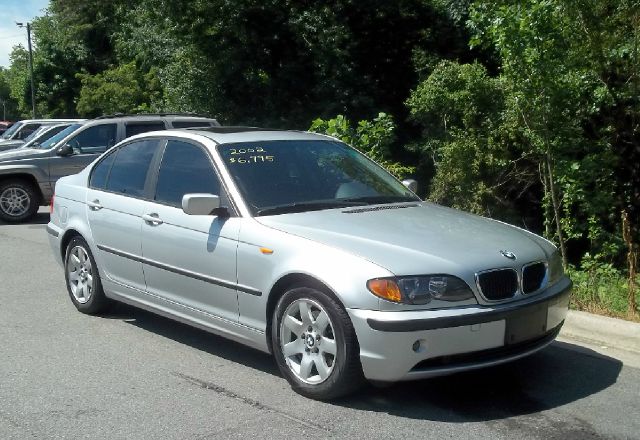 BMW 3 series 2002 photo 2