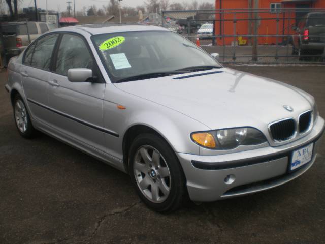 BMW 3 series 2002 photo 2