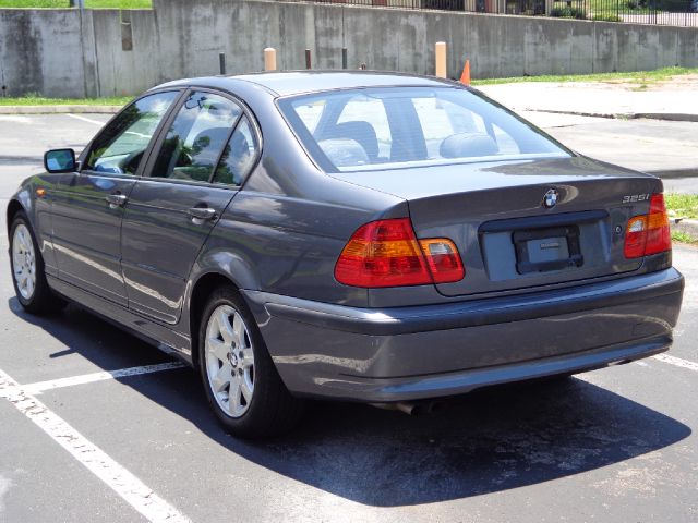 BMW 3 series 2002 photo 2