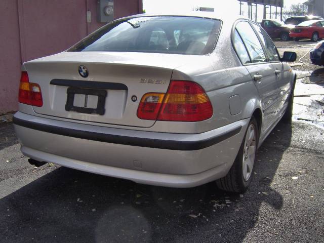 BMW 3 series 2002 photo 2