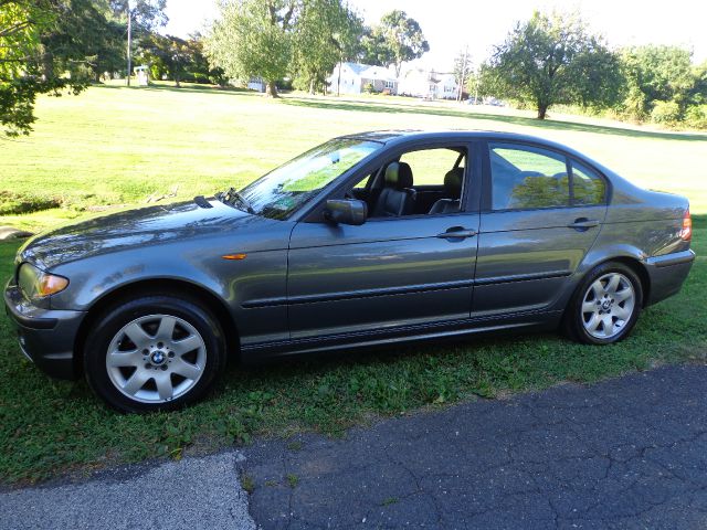 BMW 3 series 2WD 4dr Heat Sedan