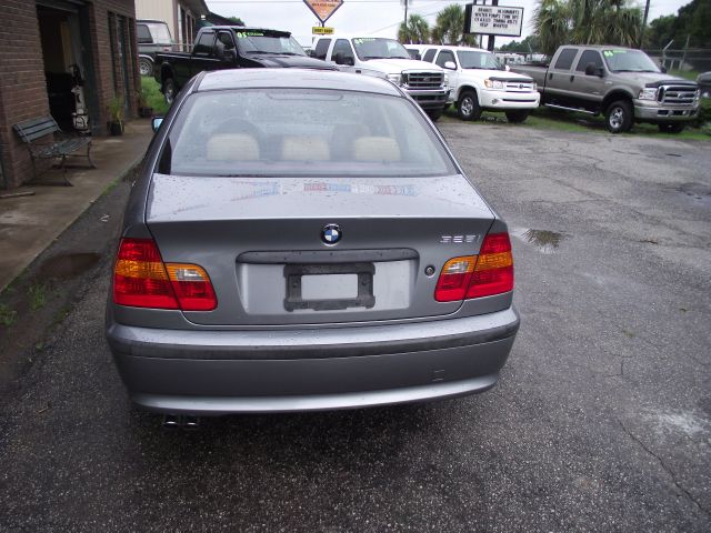 BMW 3 series 2003 photo 2