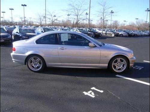 BMW 3 series 2003 photo 2