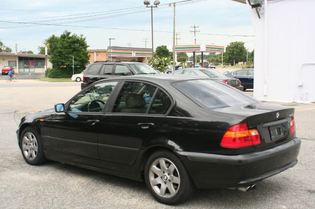 BMW 3 series STX XL XLT FX2 Lariat Sedan