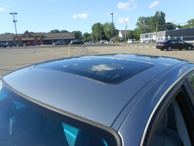 BMW 3 series 2003 photo 2