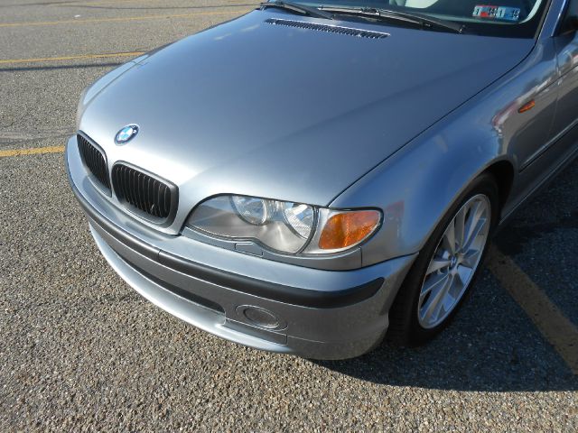 BMW 3 series 2003 photo 4