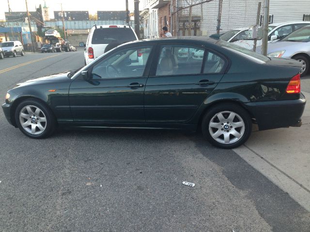 BMW 3 series 2003 photo 2