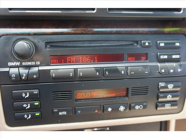 BMW 3 series 2003 photo 16