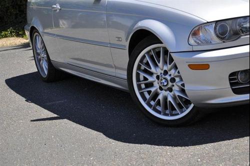 BMW 3 series 2003 photo 2