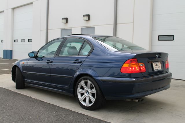 BMW 3 series 2003 photo 2
