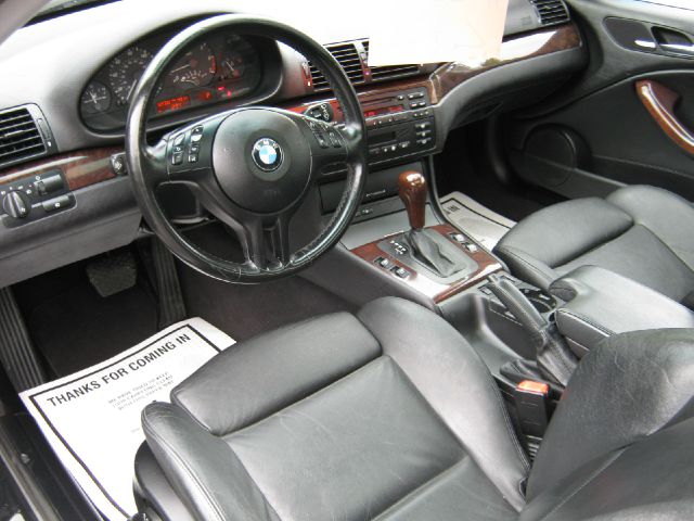 BMW 3 series 2003 photo 2