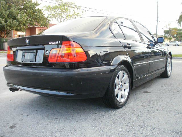 BMW 3 series 2003 photo 1