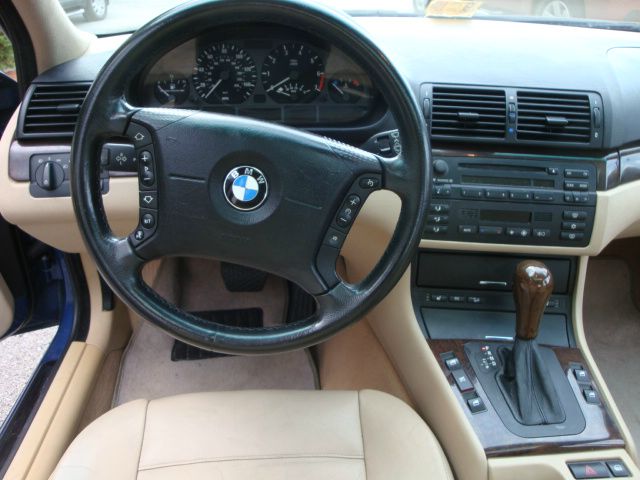 BMW 3 series 2WD 4dr Heat Sedan