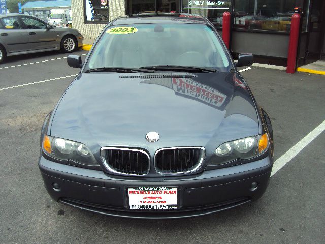 BMW 3 series 2003 photo 2