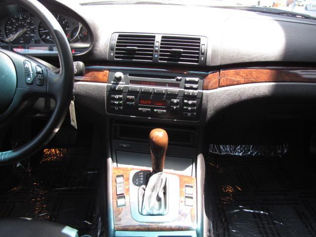 BMW 3 series 2004 photo 1