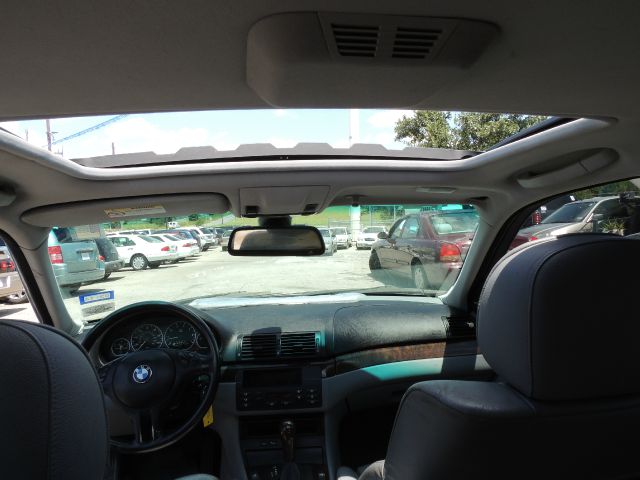 BMW 3 series 2004 photo 2