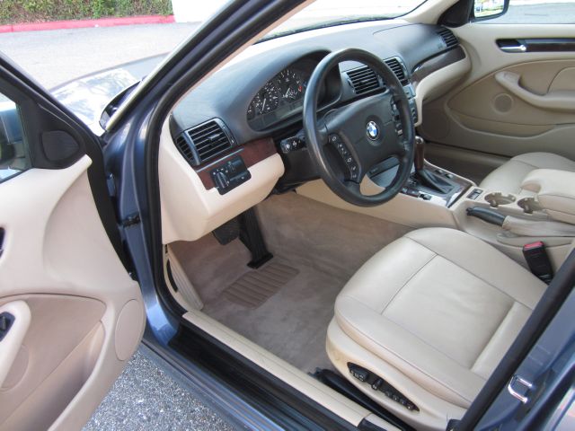 BMW 3 series 2004 photo 2