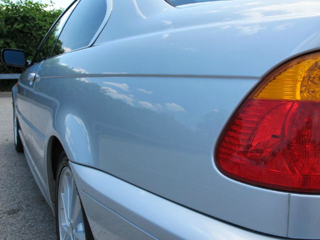 BMW 3 series 2004 photo 2