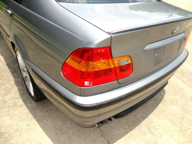 BMW 3 series 2004 photo 26