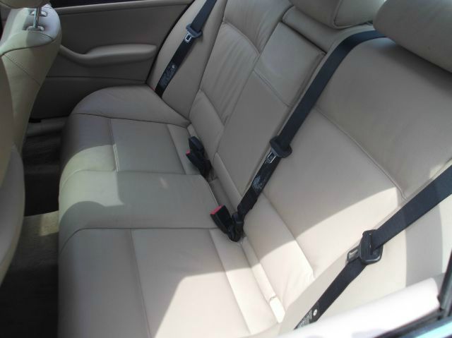 BMW 3 series 2004 photo 2