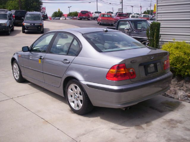 BMW 3 series 2004 photo 1