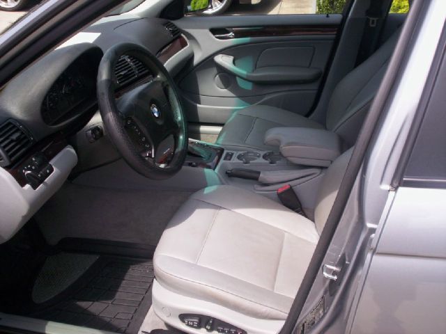 BMW 3 series 2004 photo 3